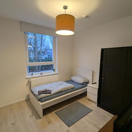 Moderne Wohnung Im Erdgeschoss Mit Terrasse I Ruhige Umgebung Bremerhaven Exterior foto